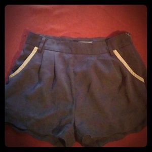 LOLA Dress shorts